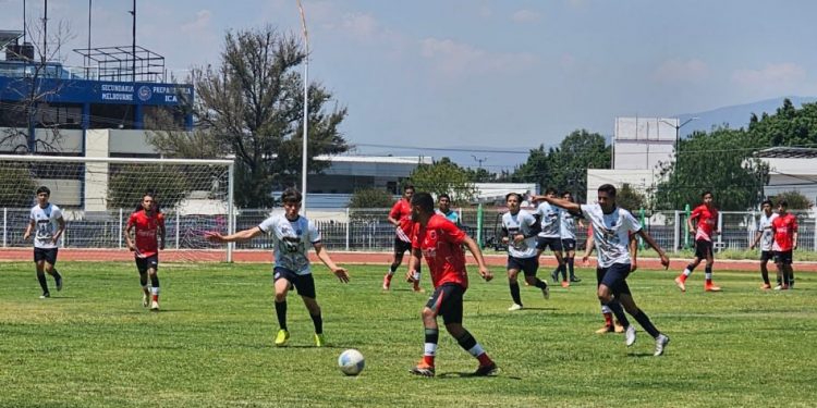 Con triunfo y empate volvieron a la Liga Municipal los equipos femeniles de la UMSNH  