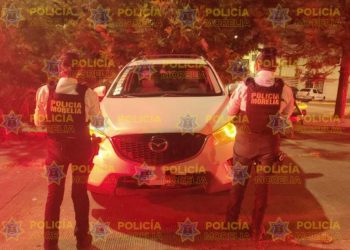 Policía Morelia recupera camioneta robada en Villas de Oriente