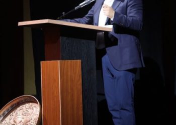 Policía Morelia recupera camioneta robada en Villas de Oriente