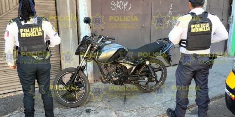 Policía Morelia recupera motocicleta con reporte de robo en la colonia Gustavo Díaz Ordaz