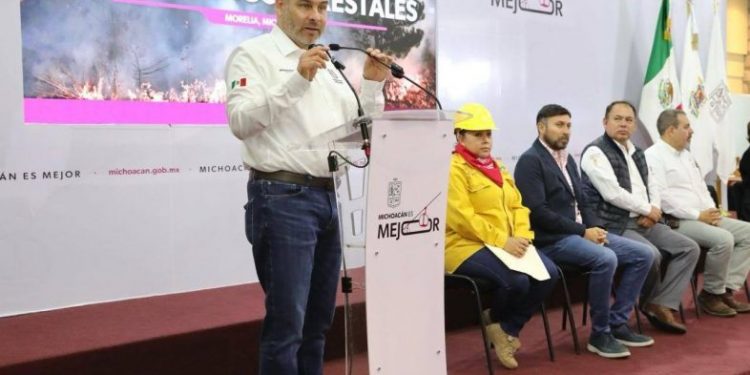 Suman cinco incendios forestales extintos en Michoacán