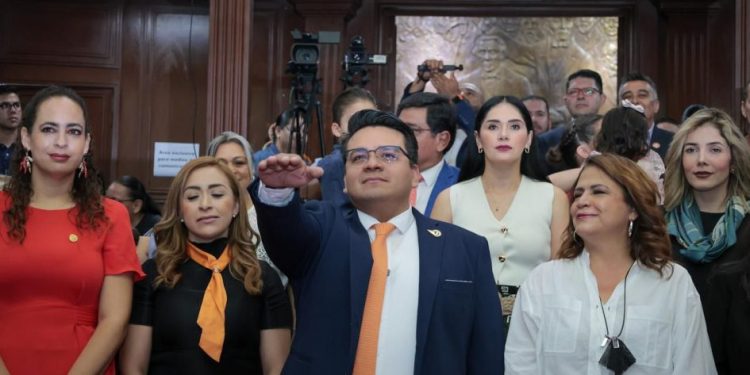 El circo sigue en movimiento ciudadano