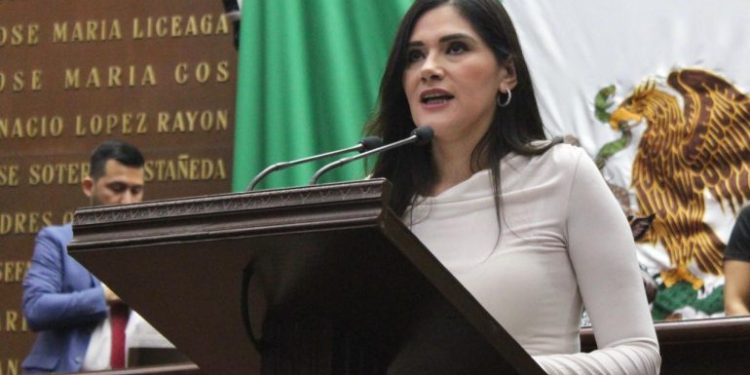 Presentará Diana Espinoza, iniciativa para reformar Ley de Turismo de Michoacán