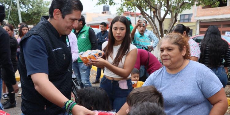 Con regalos y diversión, celebra el PVEM el Día de la Niñez en Morelia