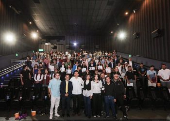 Michoacán premia participantes del concurso de cineminuto: Vapear te daña -Morelia Informativo