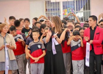 Paola delgadillo hace entrega de techumbres a primarias del poniente de Morelia: DIF Morelia-Morelia Informativo