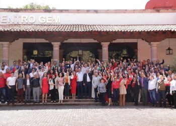 Alfredo Ramírez Bedolla y autoridades del PT-Morelia Informativo