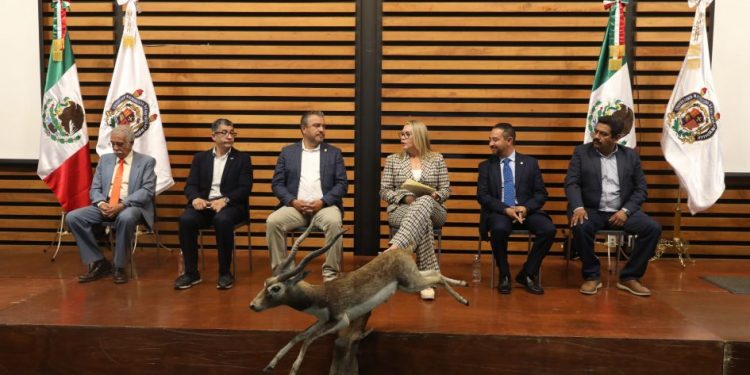 UMSNH tiene mayor aceptación de estudiantes vinculados en instituciones zoológicas: AZCARM