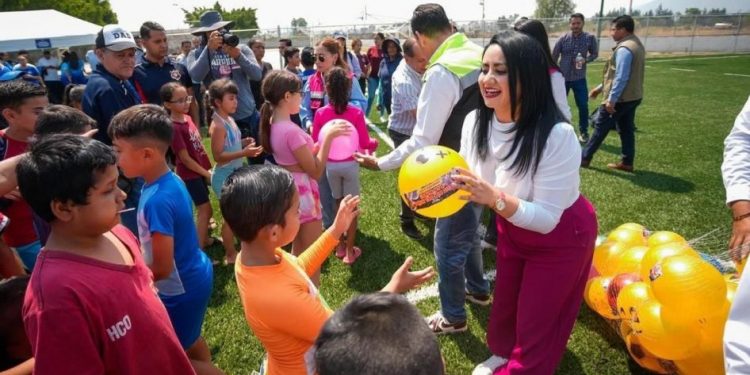 Arranca Gladyz Butanda programa de la Biciescuela