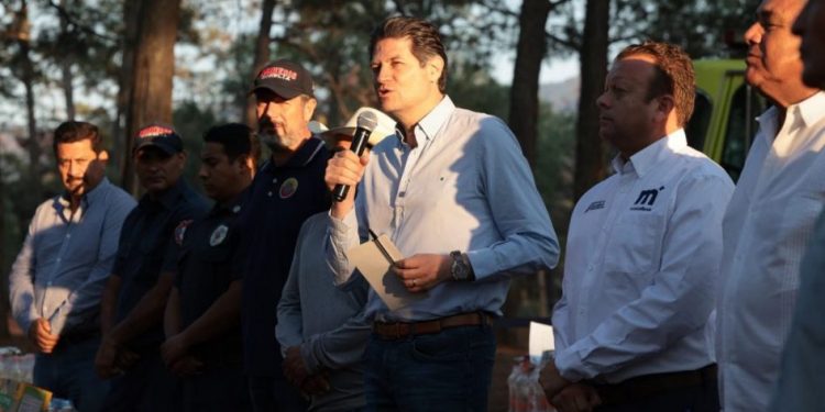 Anuncia Alfonso Martínez, denuncia por incendio a la Loma de Santa María