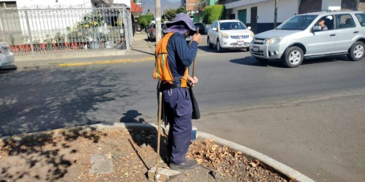 Brigadas de limpieza en Av. Guadalup e Victoria-Morelia Informativo