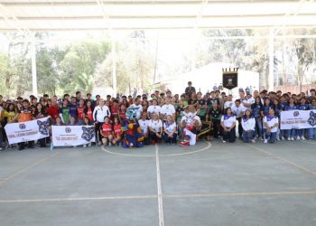 Inauguración de la Liga Deportiva del Bachillerato Nicolaita: Yarabí Ávila-Morelia Informativo
