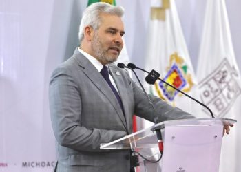 Diálogo permanente y abierto con sindicatos: Bedolla