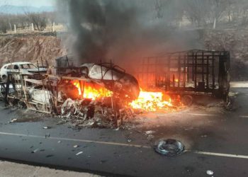 Confirman cuantiosos daños materiales tras choque de tráileres ocurrido en la Siglo XXI