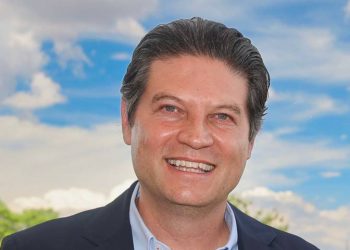 Migrantes michoacanos base de la economía nacional: Alfonso Martínez