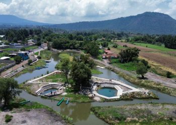 Lago de Pátzcuaro renace con 5 nuevos manantiales en Urandén: Compesca
