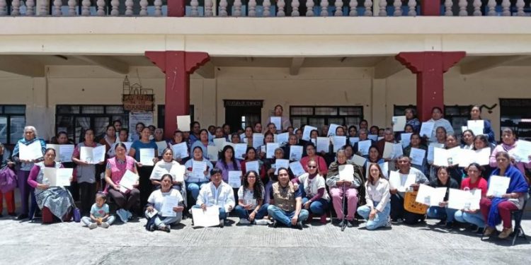 Personas artesanas recibieron certificado y etiquetas: Casart-Morelia Informativo