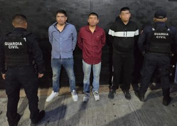 Detenidos con armas 3 presuntos implicados en atentados a bares de Morelia: SSP