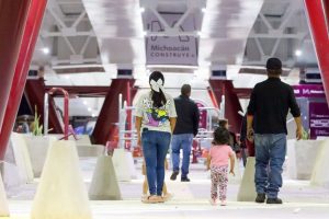 Paso Catrinas un lugar iluminado y seguro: SCOP-Morelia Informativo2