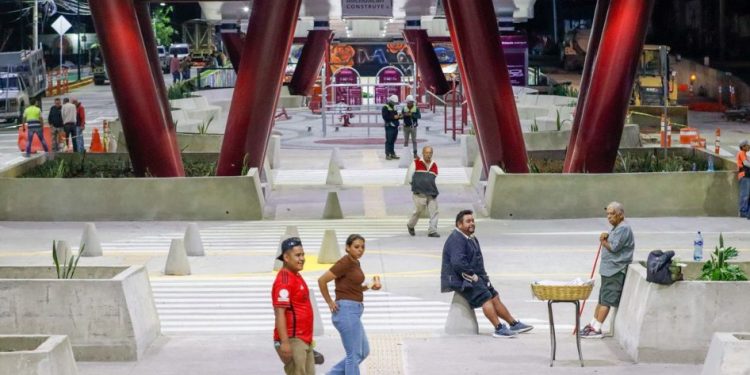 Paso Catrinas un lugar iluminado y seguro: SCOP-Morelia Informativo