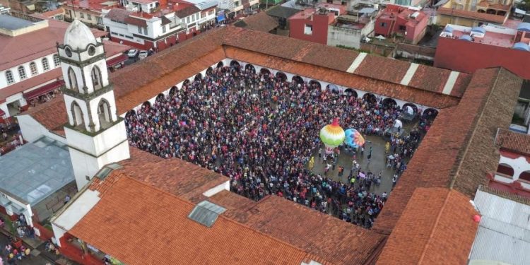 Festival Cantoya, Fiesta y Color Paracho: Sectur-Morelia Informativo