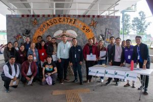 Recolección de firmas mediante el programa "Imsstálate en Villas"-Morelia Informativo2
