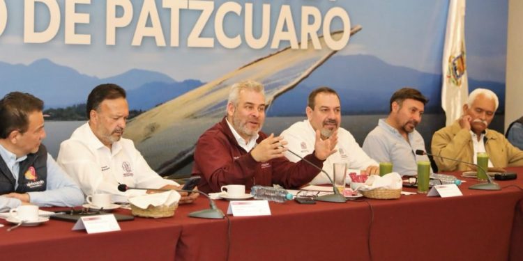 Estrategia Integral para el rescate y conservación del Lago de Pátzcuaro: Bedolla-Morelia Informativo