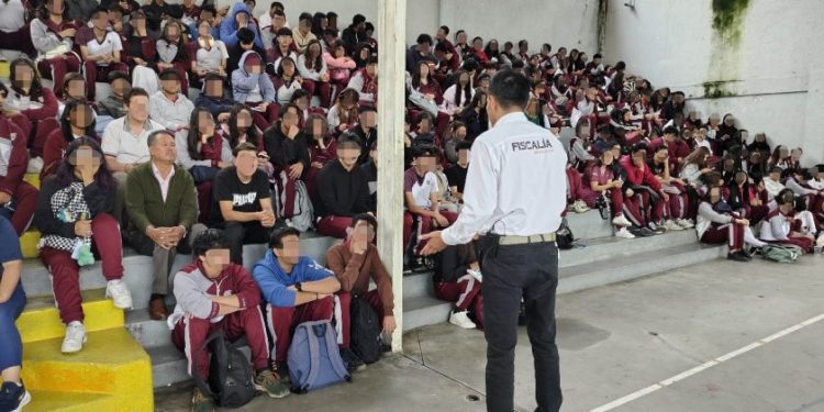 Lleva FGE charlas de prevención de las adicciones a estudiantes de bachillerato en Morelia