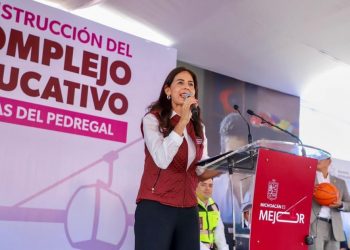 Paso Catrinas beneficia a más de 3 mil estudiantes del poniente de Morelia: Gaby Molina