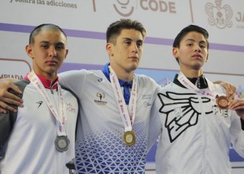 Nadador de 14 años gana plata en Olimpiada Nacional