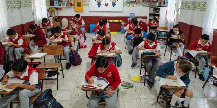 Clases en Michoacán continúan con normalidad: SEE