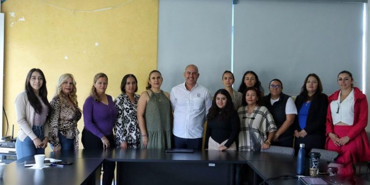 Adolfo Torres fortalece colaboración institucional con CMIC Michoacán