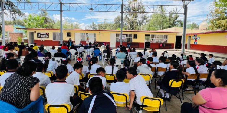 Promueve CJIM Zamora prevención de la violencia intraescolar y bullying en escuela primaria de Tangancícuaro