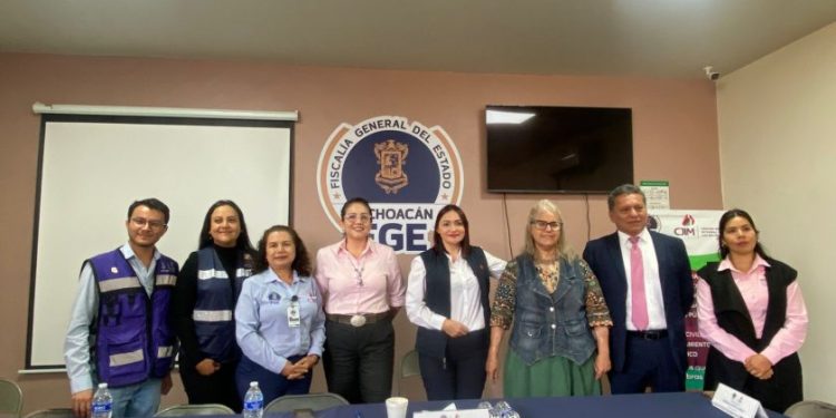FGE lleva jornada de sensibilización y nuevas masculinidades a personal de la Fiscalía Regional de Uruapan