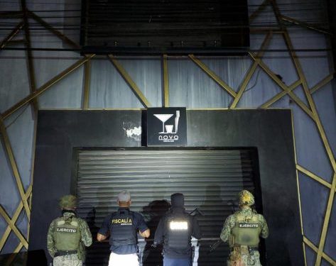 FGE ejecuta cuatro cateos y asegura más de mil 400 dosis de metanfetamina en Morelia y Tacámbaro
