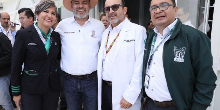 Nuevo hospital del IMSS en Uruapan, clave para la formalización laboral agrícola: Bedolla