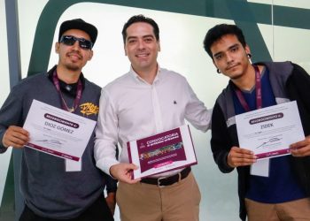 Paso Catrinas se viste de arte, SCOP entrega reconocimientos a artistas urbanos