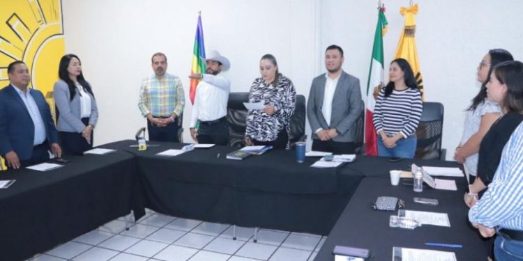 Toman protesta nuevos integrantes del Comité Ejecutivo Estatal del PRD Michoacán