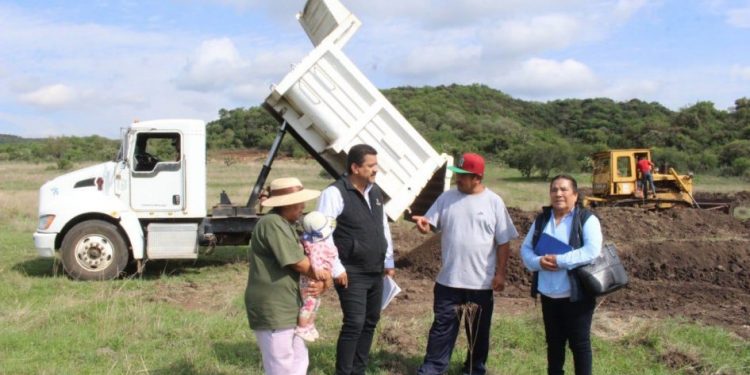 Con mejora territorial y apoyo a la producción, Gobierno de Morelia impulsa sus tenencias
