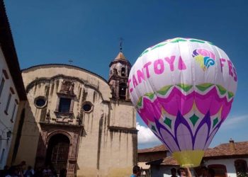 Cuenta regresiva para el vuelo mágico del Cantoya Fest en Pátzcuaro