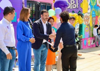 Jóvenes y familias transforman su entorno en Spot+ Villas del Pedregal