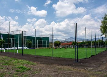 Administración de Yarabí Ávila construye cancha de fútbol 7, lleva 75 por ciento de avance