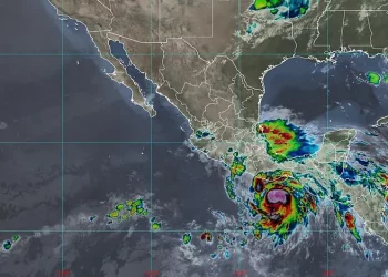 Huracán Erick puede alcanzar categoría 2 esta tarde