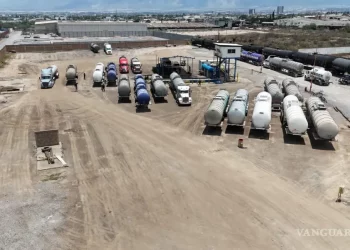 En Saltillo, decomisan 2 millones de litros de combustible ilegal
