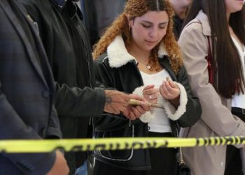 FGE fortalece vínculos con estudiantes de Derecho a través de visita guiada