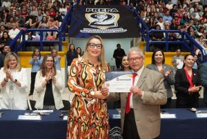 Graduación de la escuela preparatoria “Ing. Pascual Ortiz Rubio”-Morelia Informativo
