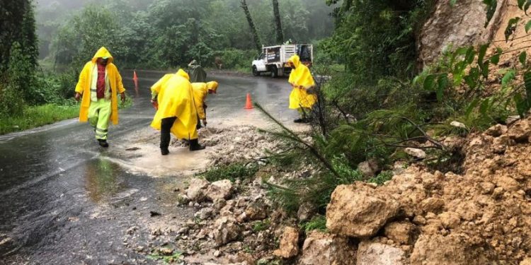 Tu seguridad es prioridad; reporta incidentes en carreteras y evita riesgos: SCOP