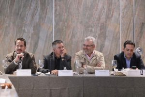 Polo de Desarrollo Morelia: Bedolla-Morelia Informativo