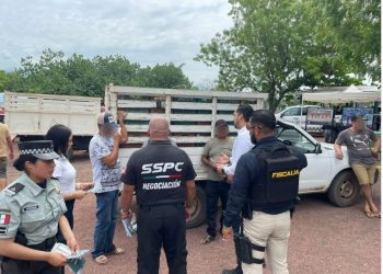 Arranca Estrategia Antiextorsión en el tianguis limonero de Apatzingán