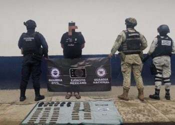 SSP y Defensa aseguran a hombre con orden de aprehensión y vehículo robado